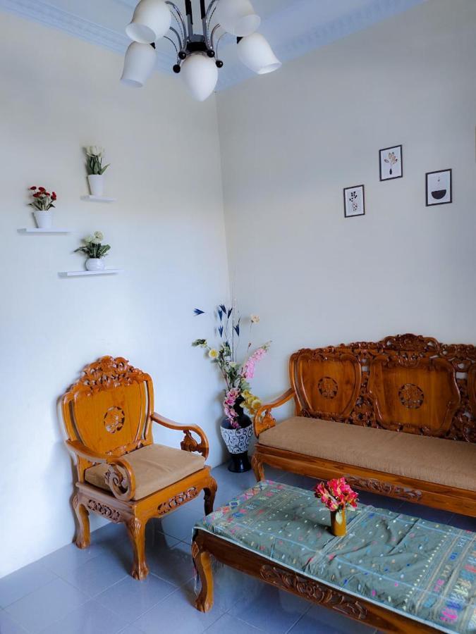 Twentynine Homestay Banyuwangi  Exterior photo
